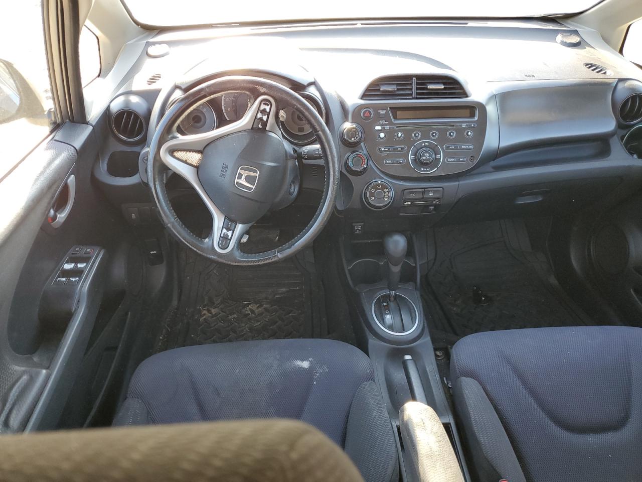 2013 Honda Fit VIN JHMGE8H50DC052925 Copart auction photo, mechanical / front end damage thumbnail 8