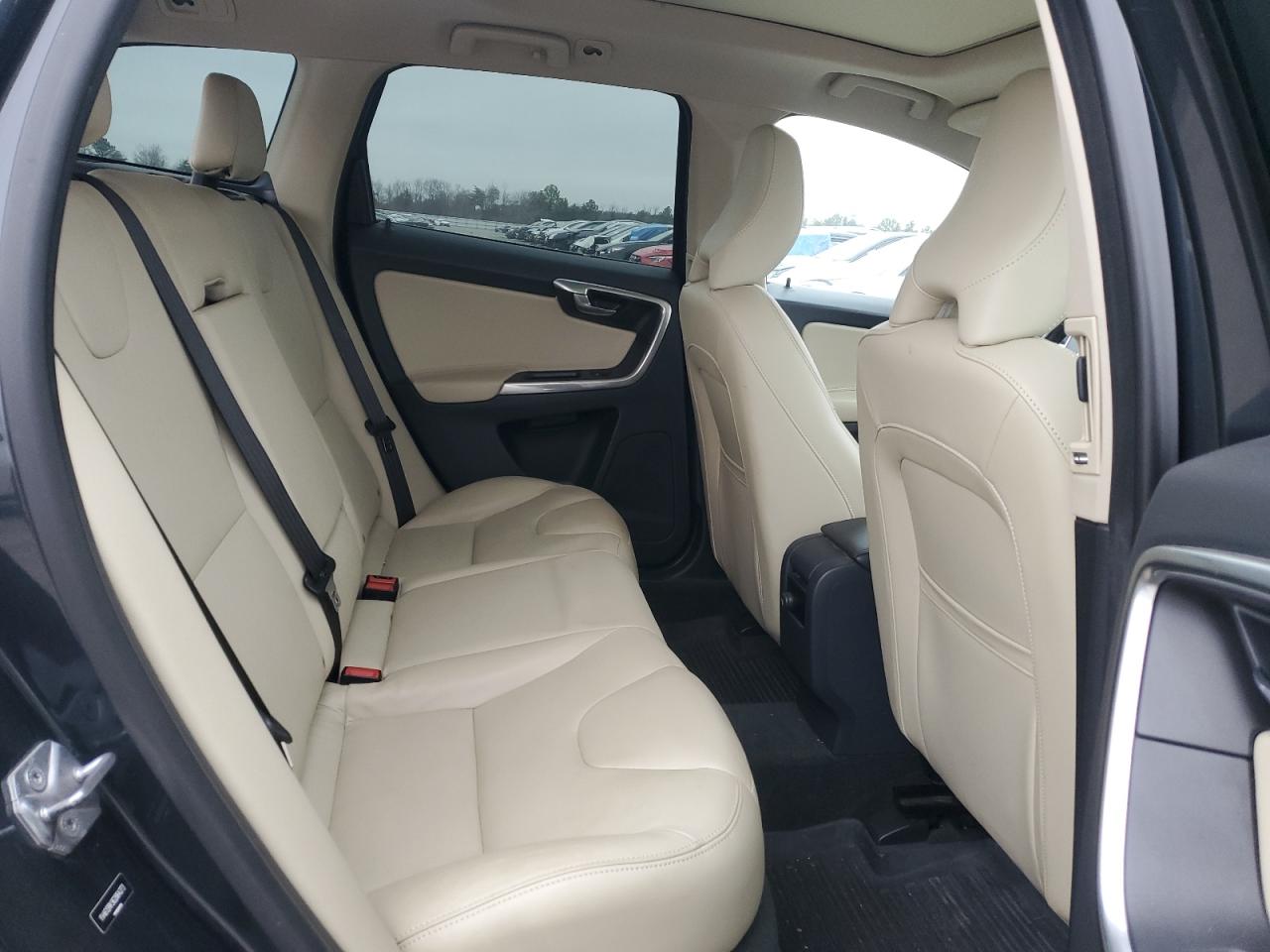 2016 Volvo XC60 VIN YV4612RK9G2864273 Copart auction photo, front end damage thumbnail 11