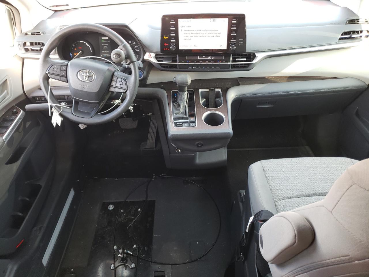 2022 Toyota Sienna VIN 5TDKSKFC9NS071380 Copart auction photo, front end / minor dent/scratches damage thumbnail 8