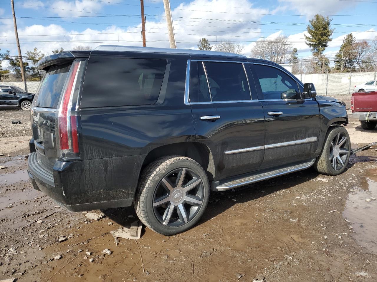 2015 Cadillac Escalade VIN 1GYS4MKJ0FR736509 Copart auction photo, front end / side damage thumbnail 3