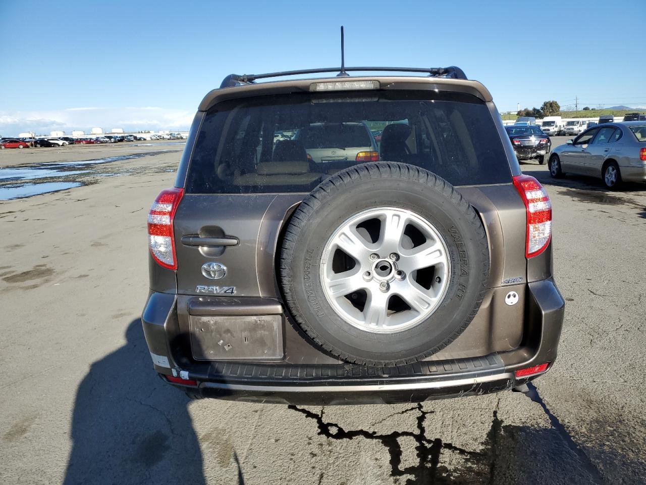 2011 Toyota RAV 4 VIN 2T3ZF4DV0BW081776 Copart auction photo, front end damage thumbnail 6