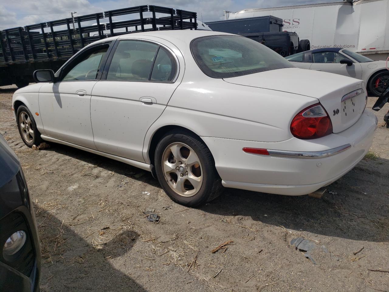2002 Jaguar S-Type VIN SAJDA01N72FM21854 Copart auction photo, water/flood damage thumbnail 2