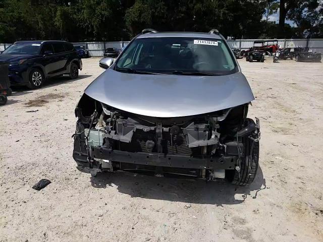 2013 Toyota RAV 4 VIN 2T3WFREV2DW054399 Copart auction photo, front end / minor dent/scratches damage thumbnail 11