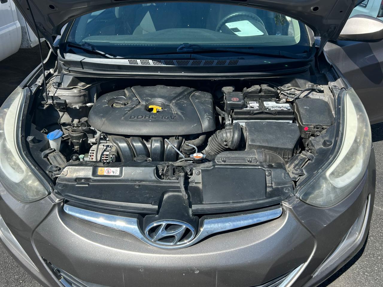 2016 Hyundai Elantra VIN 5NPDH4AE2GH722398 Copart auction photo, minor dent/scratches / mechanical damage thumbnail 9