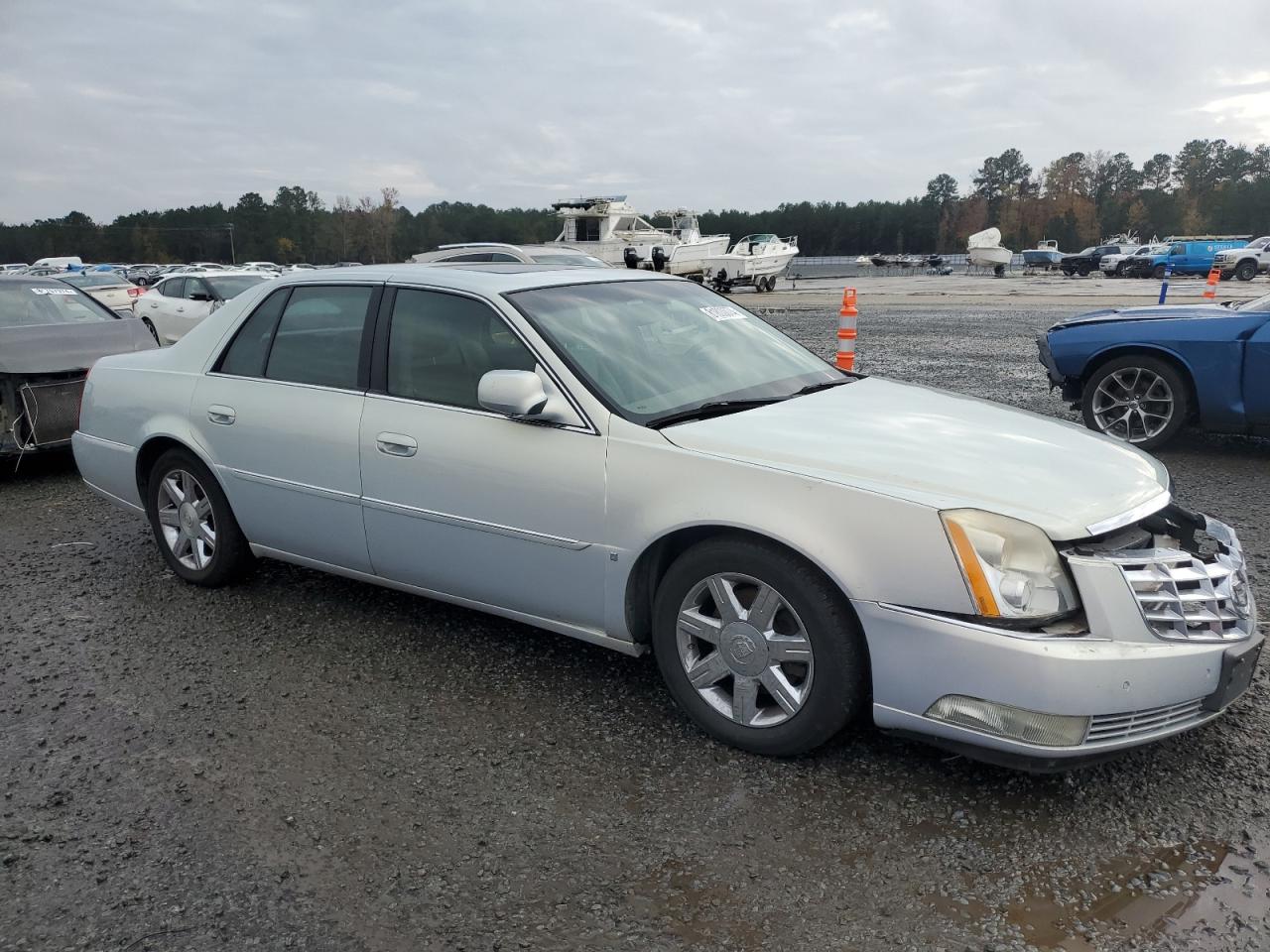 2006 Cadillac DTS VIN 1G6KD57Y36U134818 Copart auction photo, front end damage thumbnail 4