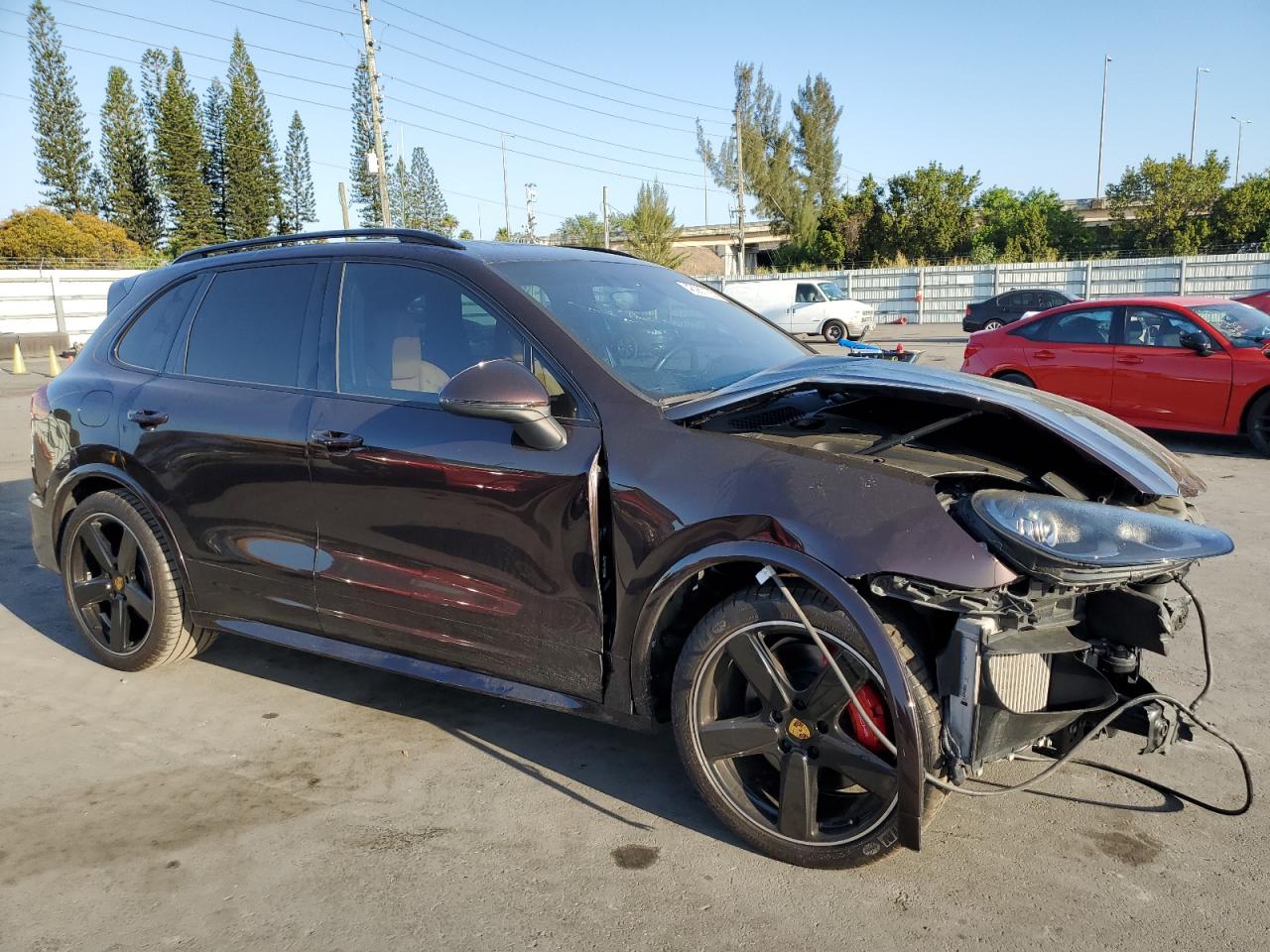 2017 Porsche Cayenne VIN WP1AD2A25HLA81008 Copart auction photo, front end damage thumbnail 4