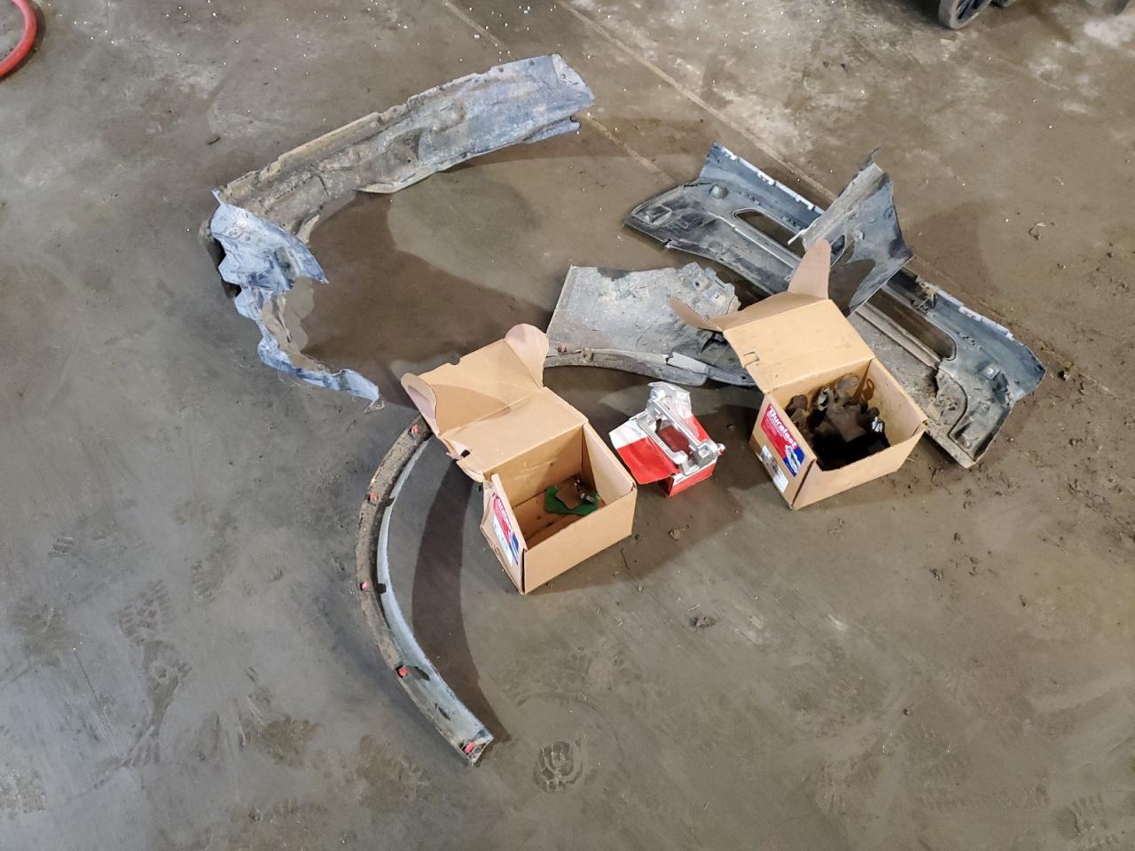2018 Mitsubishi Outlander VIN JA4AR3AU1JU003913 Copart auction photo, front end / side damage thumbnail 13
