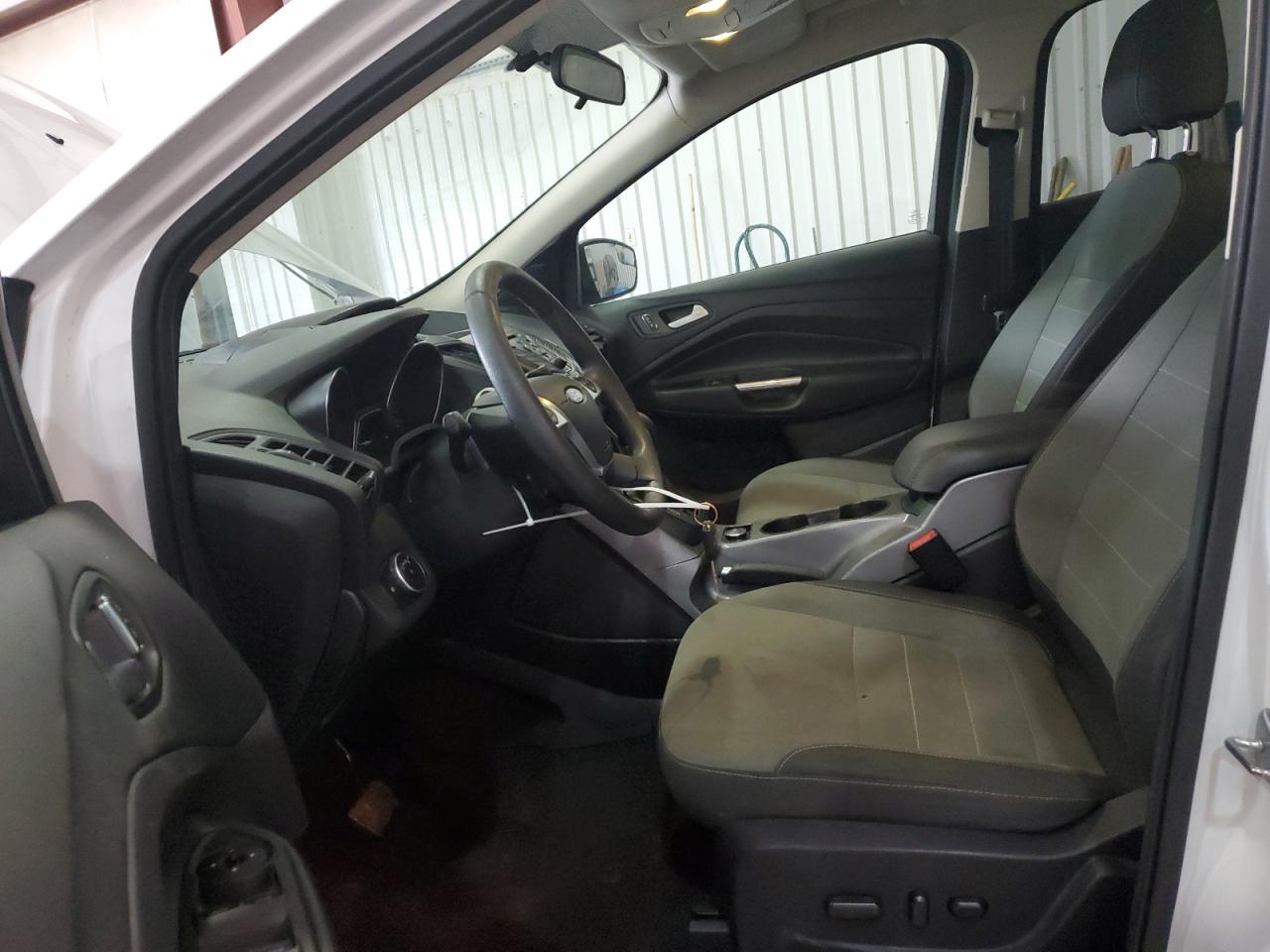 2016 Ford Escape VIN 1FMCU0G7XGUA97565 Copart auction photo, front end / minor dent/scratches damage thumbnail 7