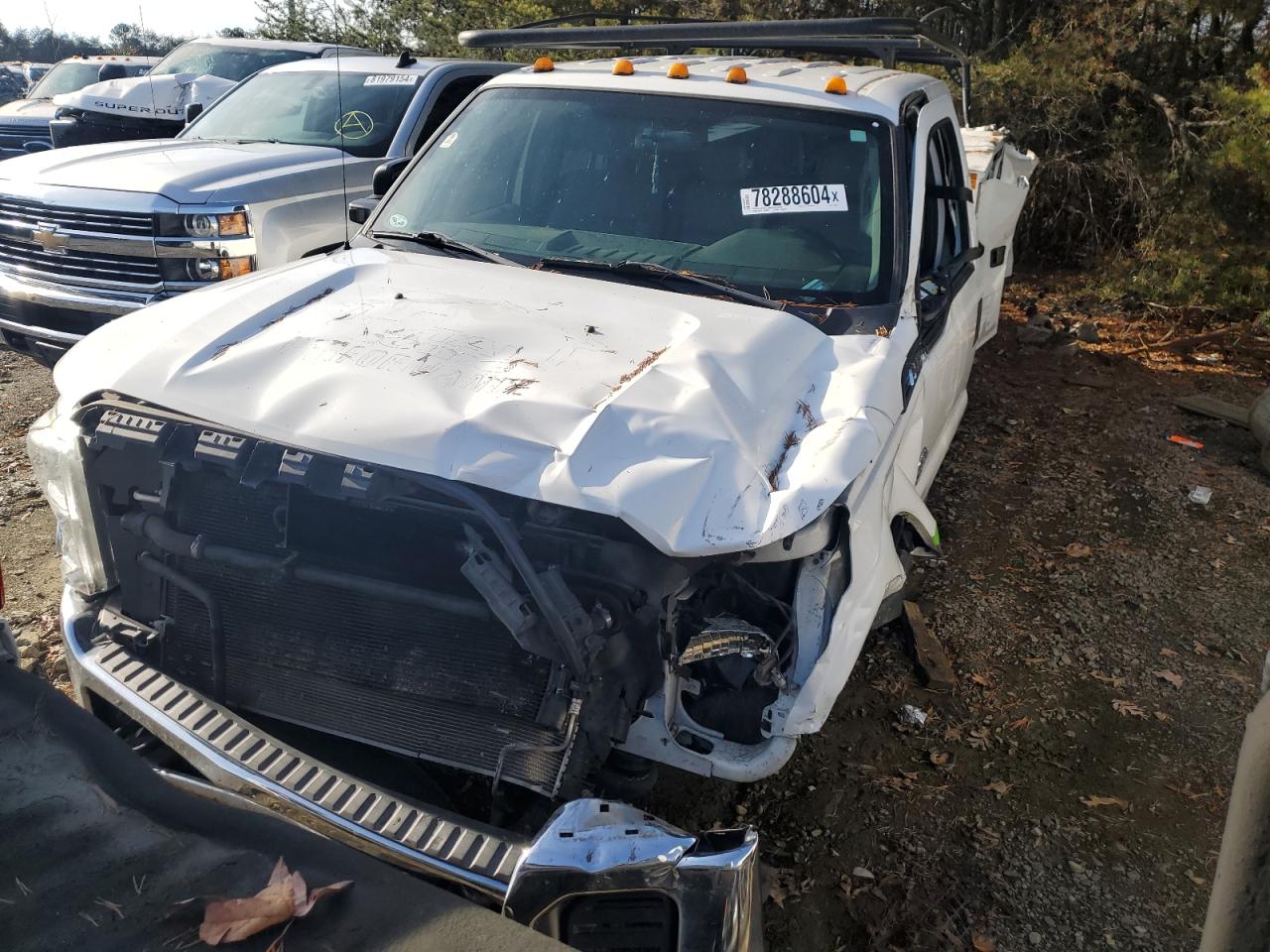 2015 Ford F350 VIN 1FT8W3BTXFEC40081 Copart auction photo, all over damage thumbnail 5