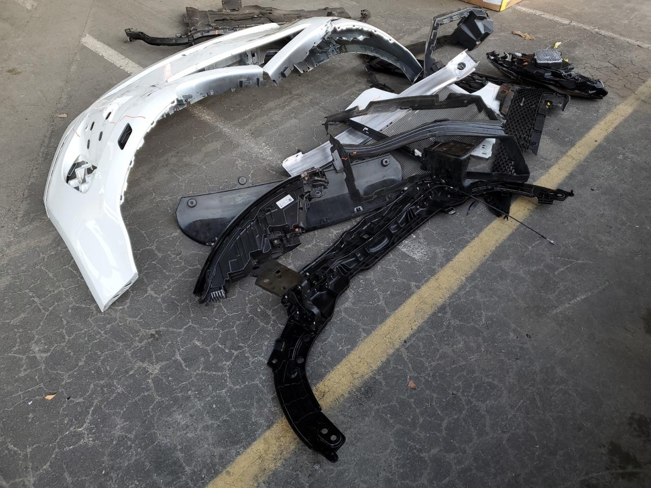 2022 Land Rover Range Rover VIN SALZL2FX5NH172072 Copart auction photo, front end / side damage thumbnail 12