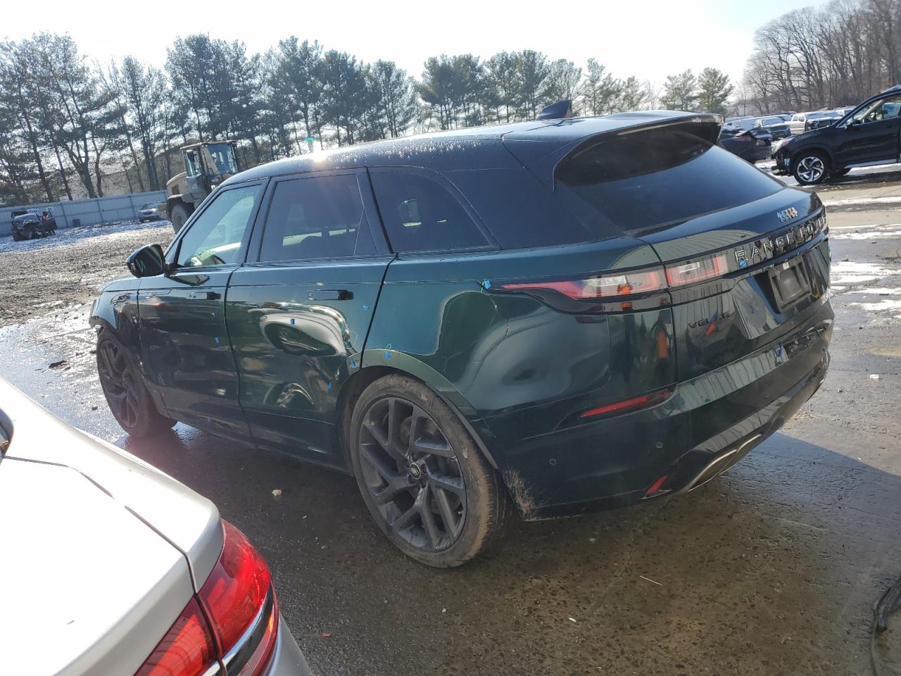 2020 Land Rover Range Rover VIN SALYU2EE0LA296152 Copart auction photo, front end / minor dent/scratches damage thumbnail 2