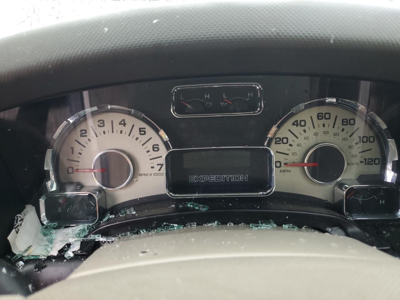2010 Ford Expedition VIN 1FMJU1K56AEB46586 Copart auction photo, rollover damage thumbnail 9