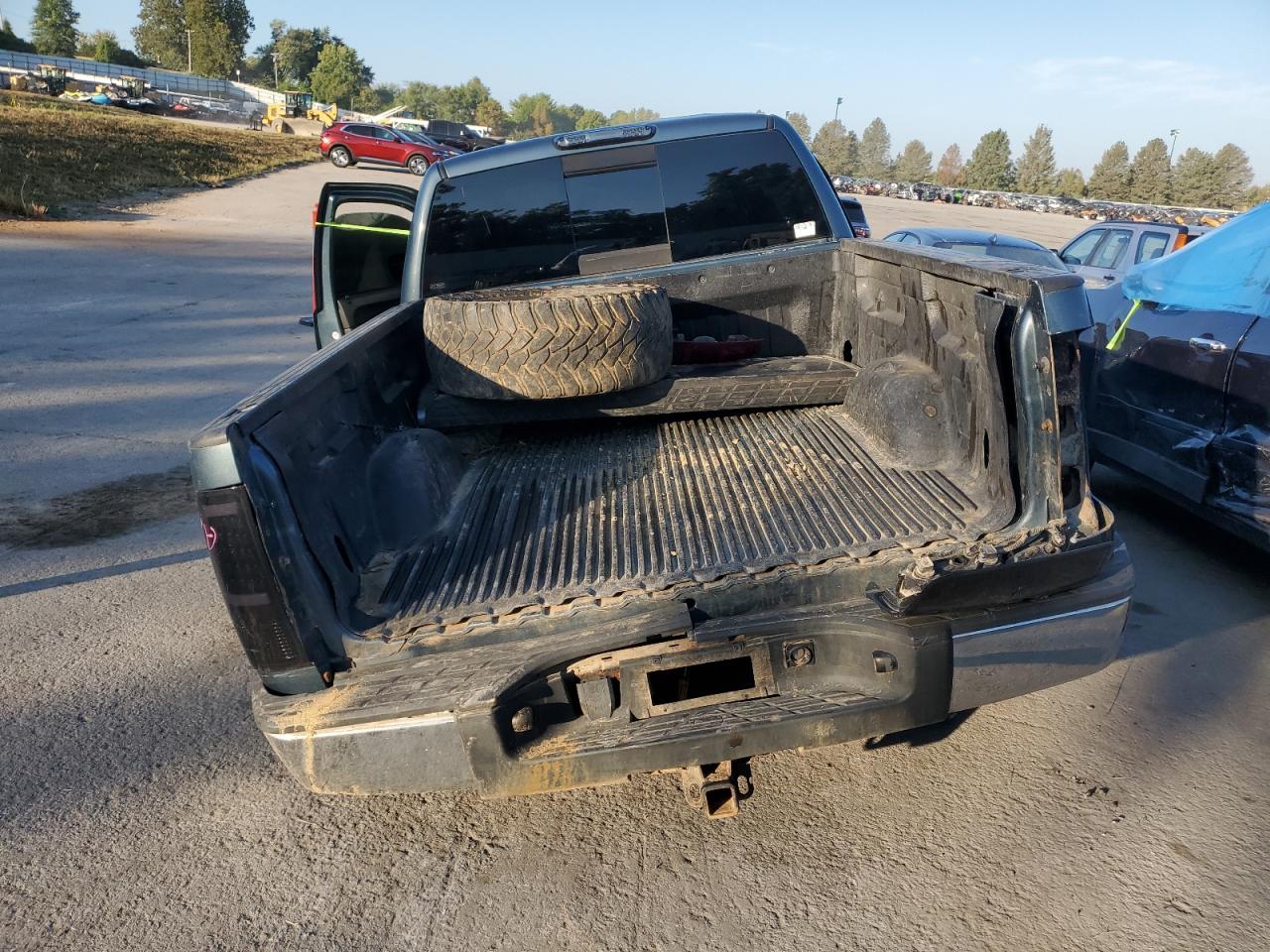 2010 GMC Sierra VIN 1GTSKVE37AZ182229 Copart auction photo, all over damage thumbnail 6