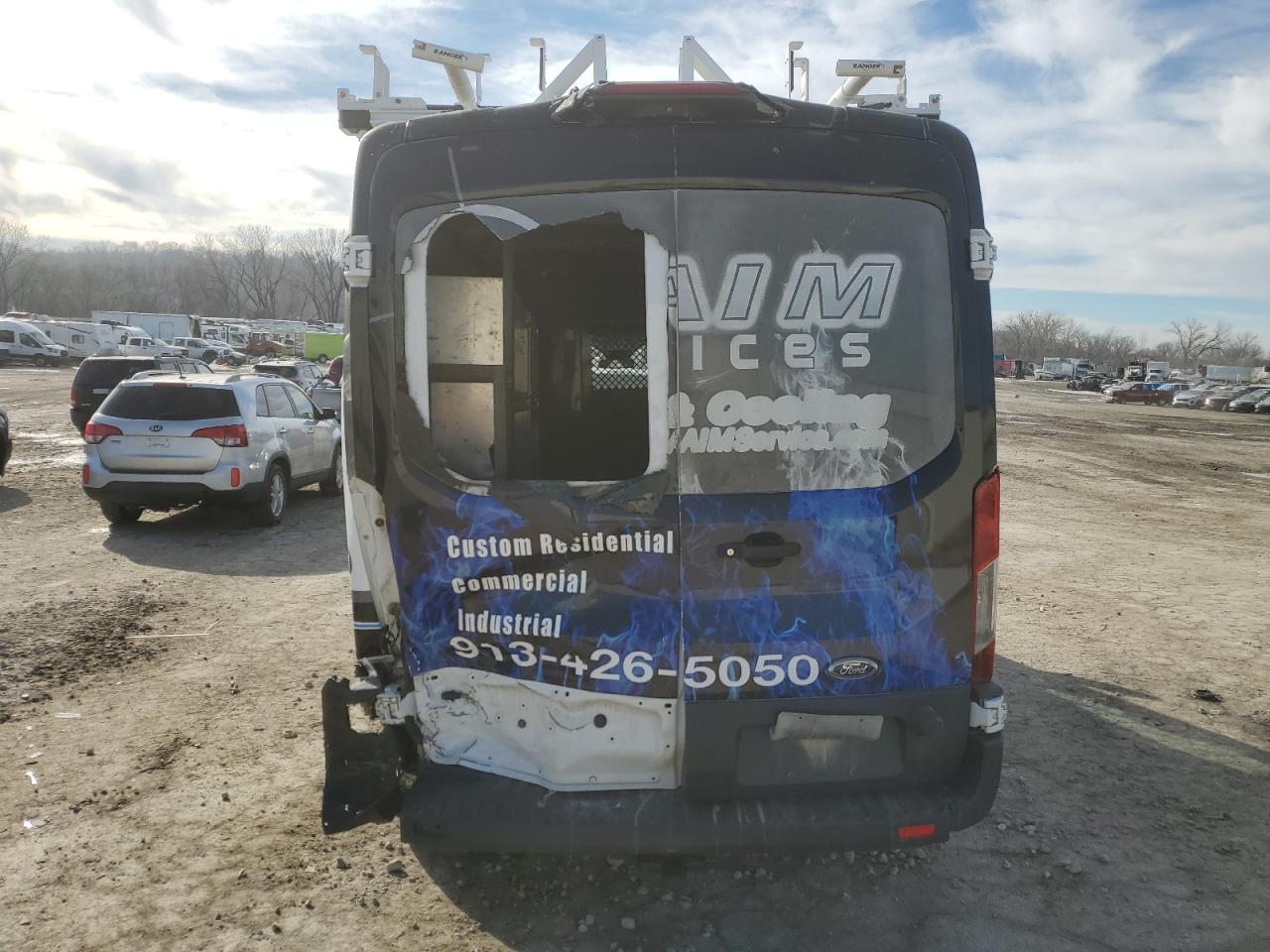 2018 Ford Transit VIN 1FTYE2CM1JKA43881 Copart auction photo, rear end damage thumbnail 6