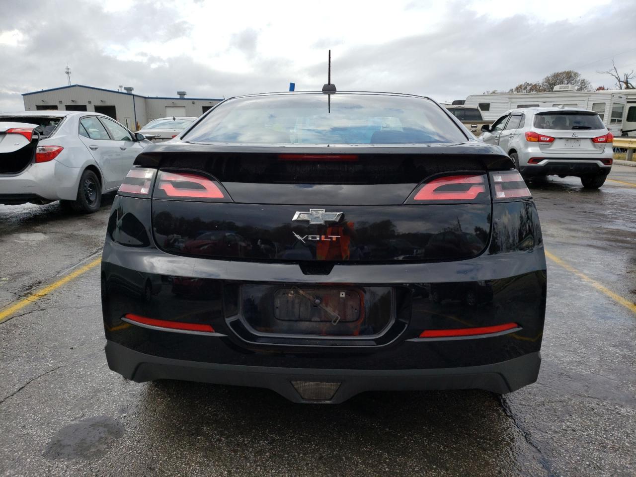 2015 Chevrolet Volt VIN 1G1RA6E42FU122954 Copart auction photo, front end / minor dent/scratches damage thumbnail 6