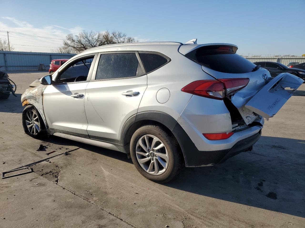 2018 Hyundai Tucson VIN KM8J3CA48JU622978 Copart auction photo, burn - engine damage thumbnail 2