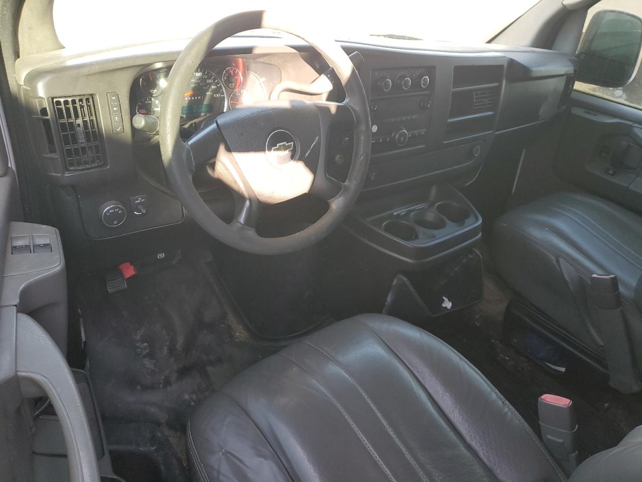 2014 Chevrolet Express VIN 1GCZGUBAXE1129915 Copart auction photo, minor dent/scratches damage thumbnail 8