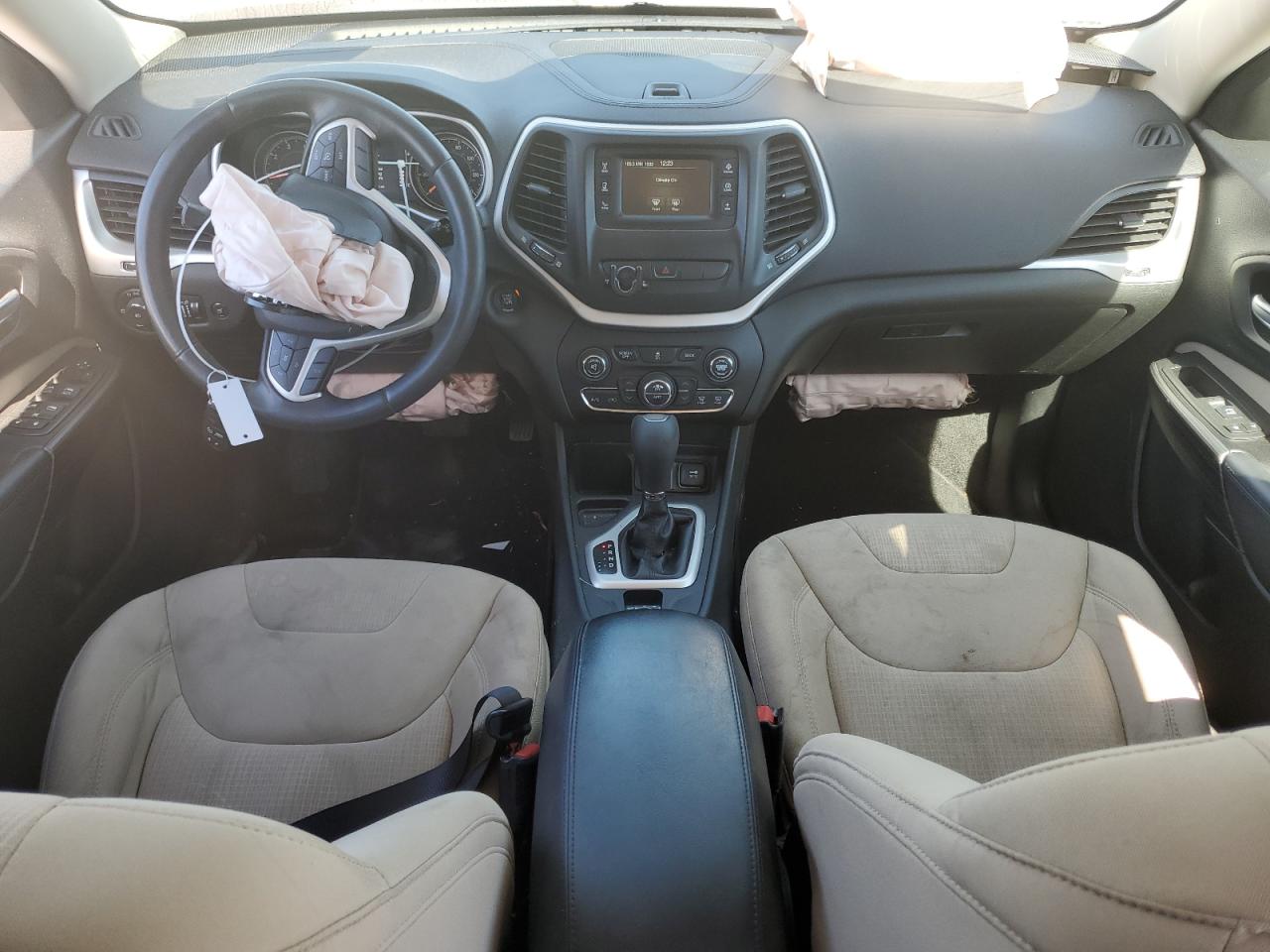 2015 Jeep Grand Cherokee VIN 1C4PJLCB5FW553825 Copart auction photo, front end damage thumbnail 8