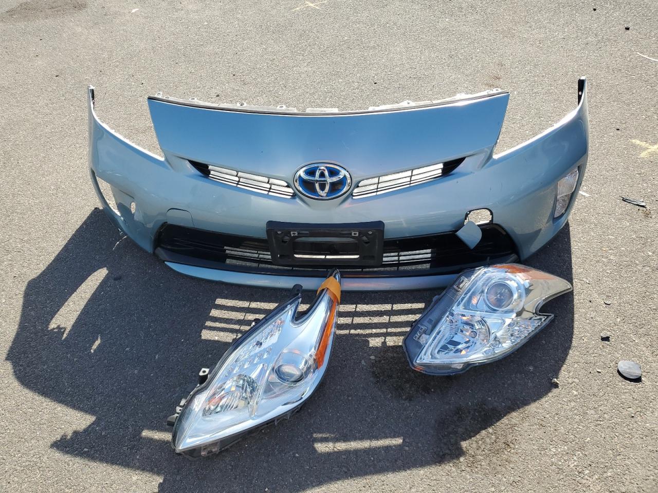 2015 Toyota Prius VIN JTDKN3DU0F1966697 Copart auction photo, front end / side damage thumbnail 14