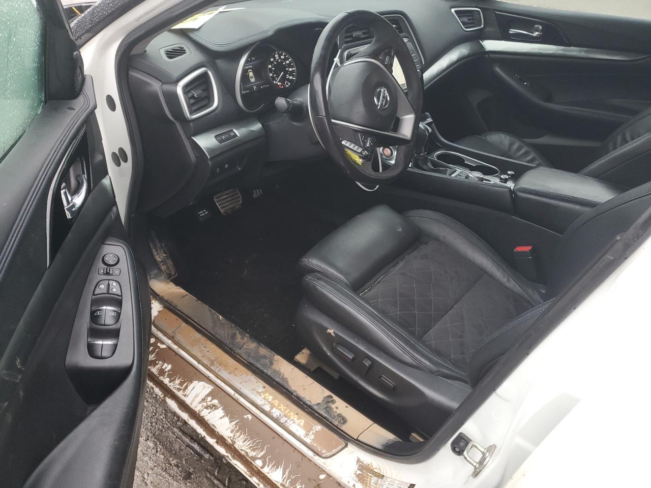 2017 Nissan Maxima VIN 1N4AA6AP2HC369670 Copart auction photo, water/flood damage thumbnail 8
