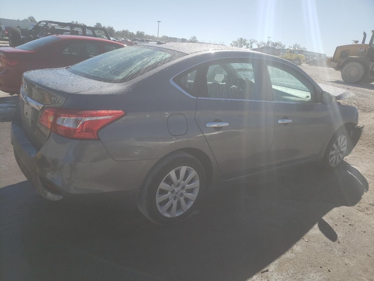 2017 Nissan Sentra VIN 3N1AB7AP5HL712072 Copart auction photo, front end / minor dent/scratches damage thumbnail 3
