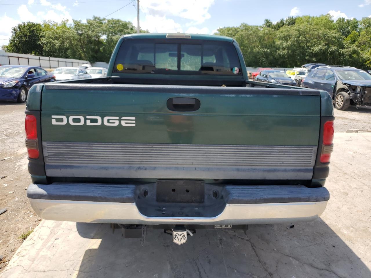 2001 Dodge RAM VIN 3B7HC12Y61G172078 Copart auction photo, mechanical / minor dent/scratches damage thumbnail 6