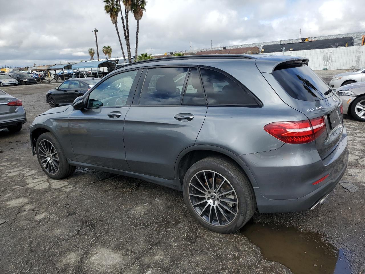 2019 Mercedes-Benz GLC VIN WDC0G4JB0KV182043 Copart auction photo, front end / minor dent/scratches damage thumbnail 2