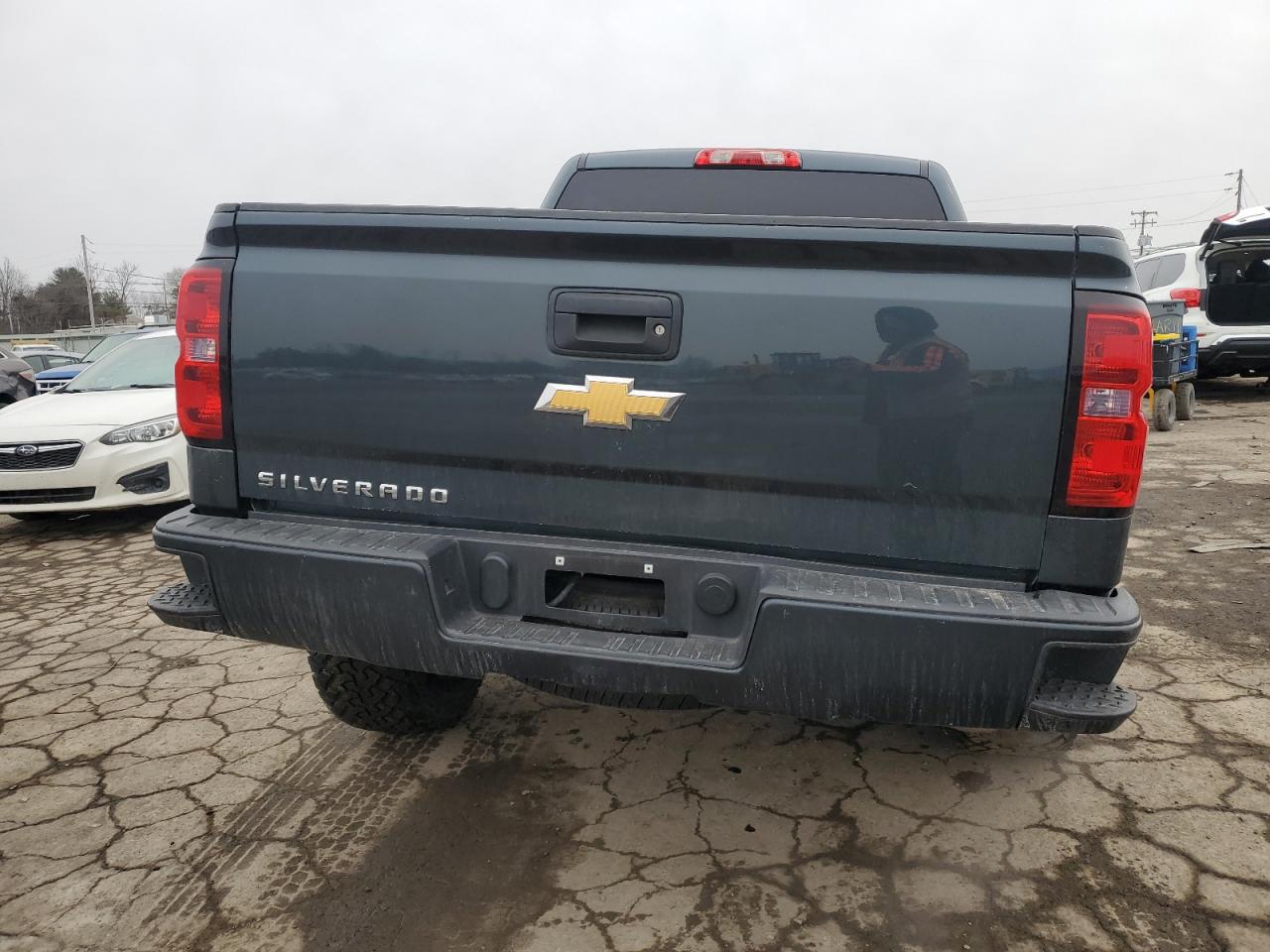 2017 Chevrolet Silverado VIN 3GCUKNEH1HG205759 Copart auction photo, front end damage thumbnail 6