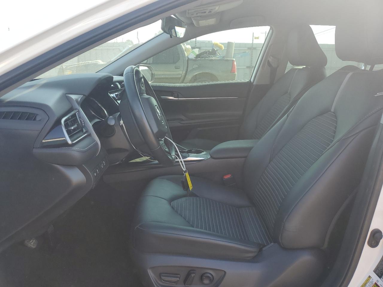2020 Toyota Camry VIN 4T1G11AK5LU334924 Copart auction photo, front end damage thumbnail 7