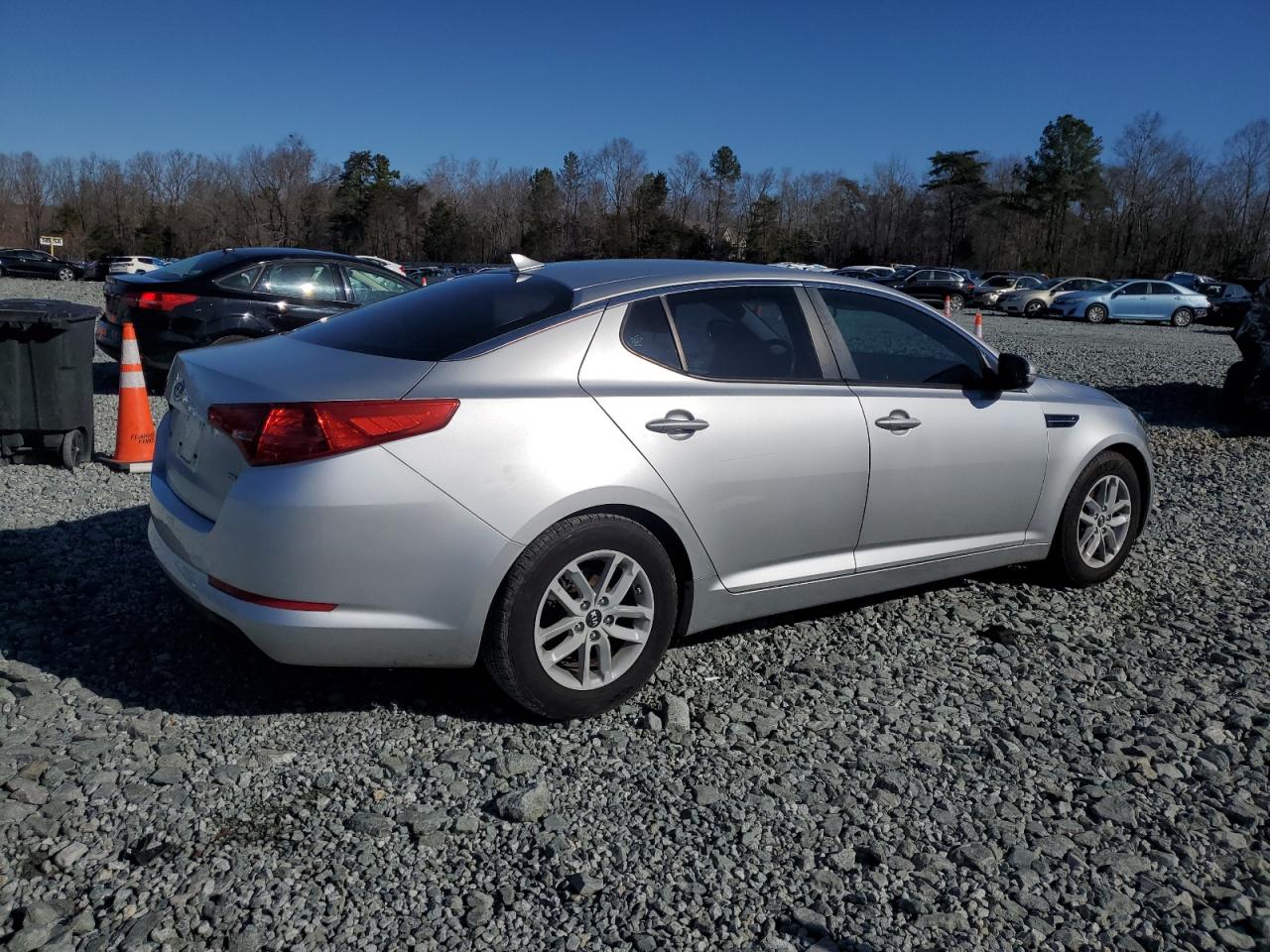 2011 KIA Optima VIN KNAGM4A77B5119883 Copart auction photo, vandalism damage thumbnail 3