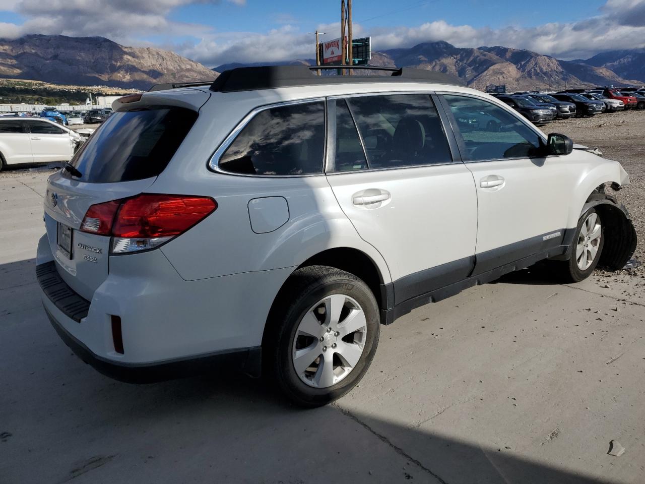2012 Subaru Outback VIN 4S4BRBCC4C3226105 Copart auction photo, front end damage thumbnail 3