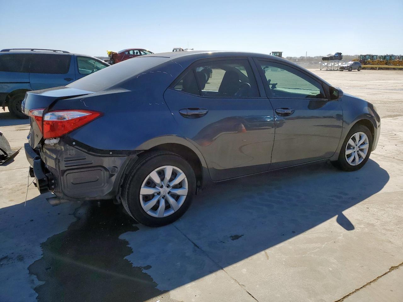 2016 Toyota Corolla VIN 5YFBURHE2GP551676 Copart auction photo, rear end damage thumbnail 3