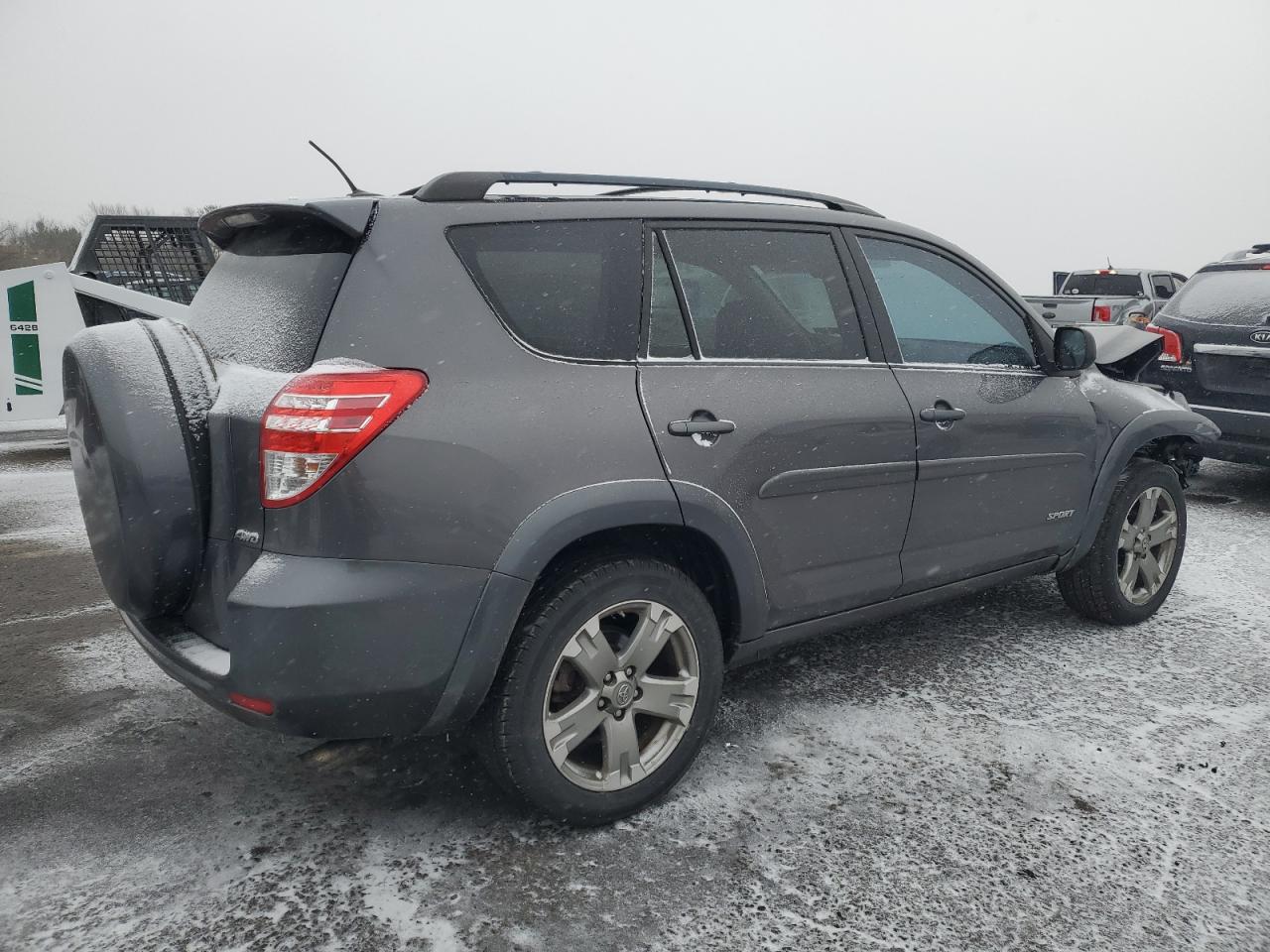 2012 Toyota RAV 4 VIN 2T3RF4DV3CW233034 Copart auction photo, front end damage thumbnail 3