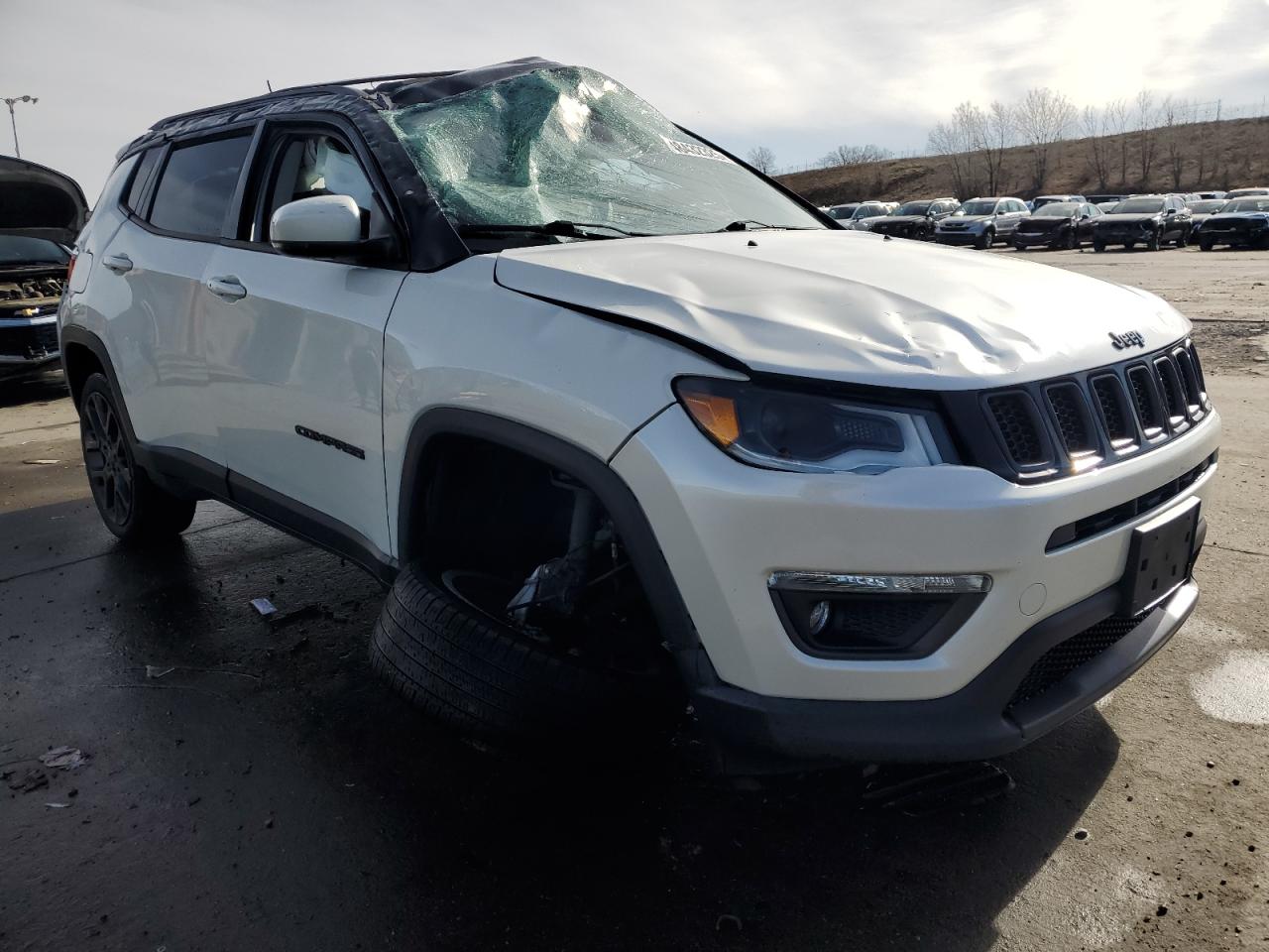 2019 Jeep Compass VIN 3C4NJDCB9KT675102 Copart auction photo, rollover damage thumbnail 4