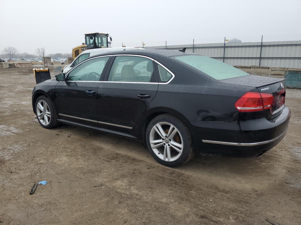 2014 Volkswagen Passat VIN 1VWCT7A31EC043187 Copart auction photo, front end / top/roof damage thumbnail 2
