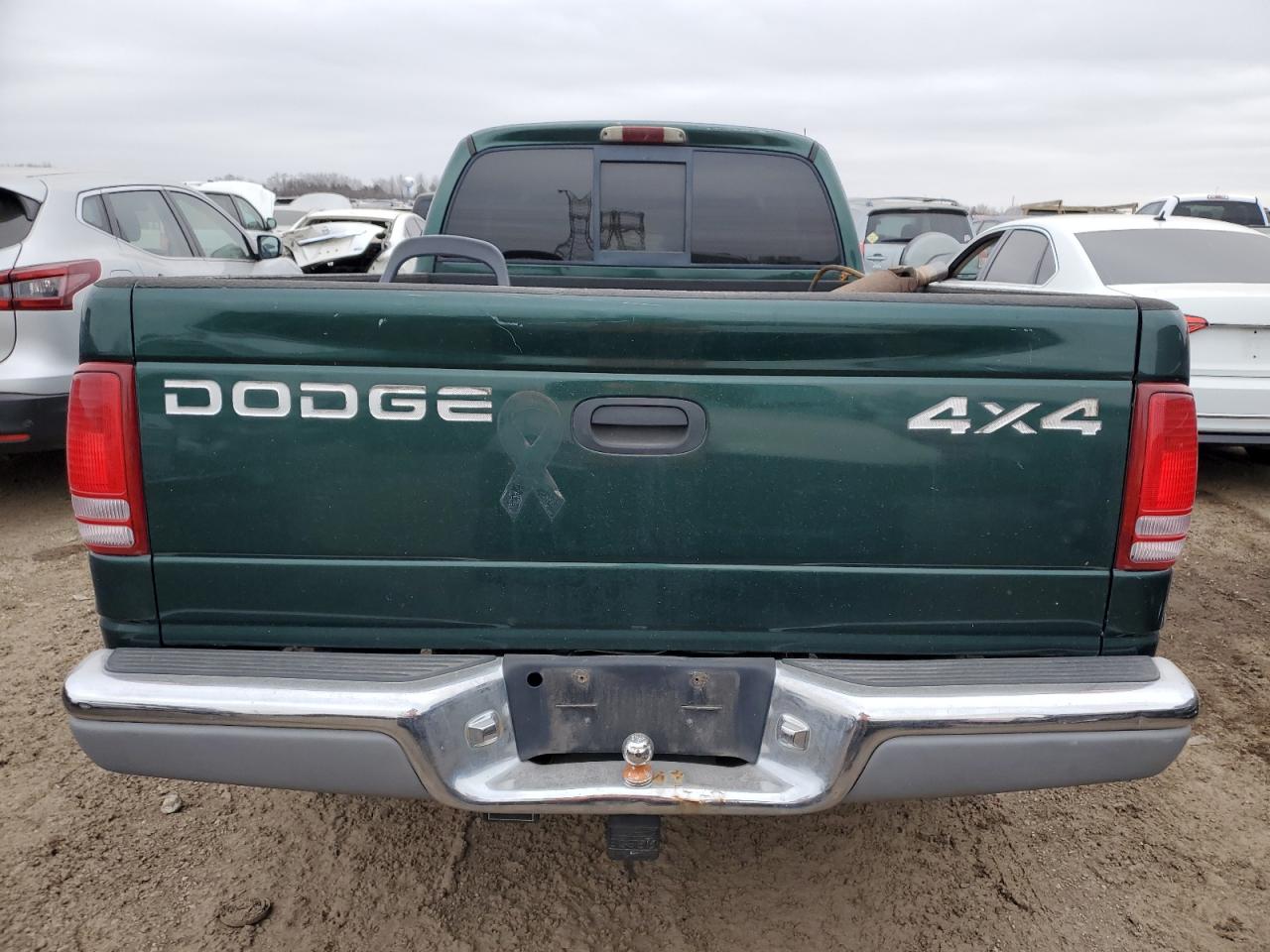 1998 Dodge Dakota VIN 1B7GG22Y0WS663798 Copart auction photo, burn - engine / burn - interior damage thumbnail 6
