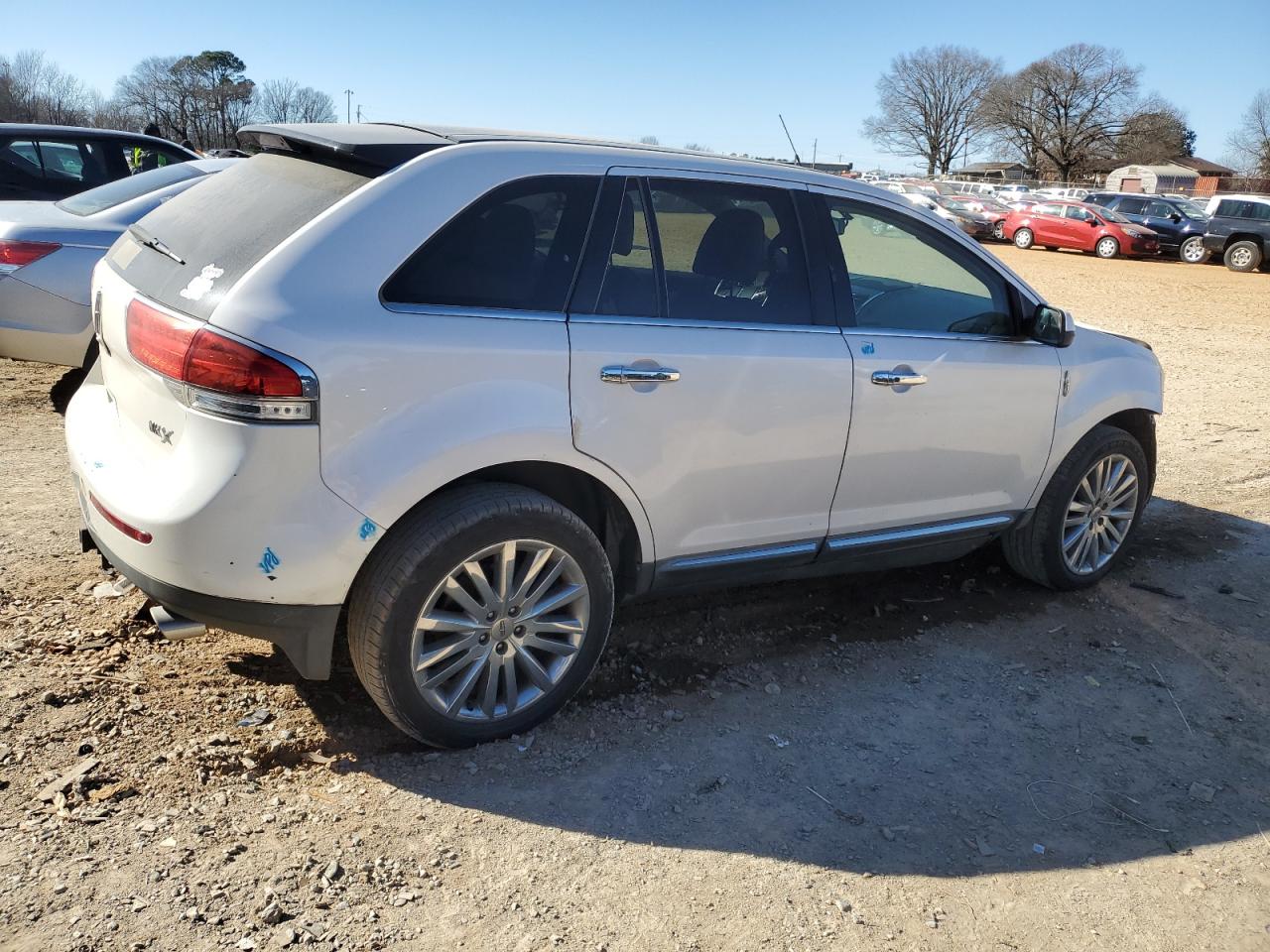2011 Lincoln MKX VIN 2LMDJ6JK0BBJ30816 Copart auction photo, front end damage thumbnail 3