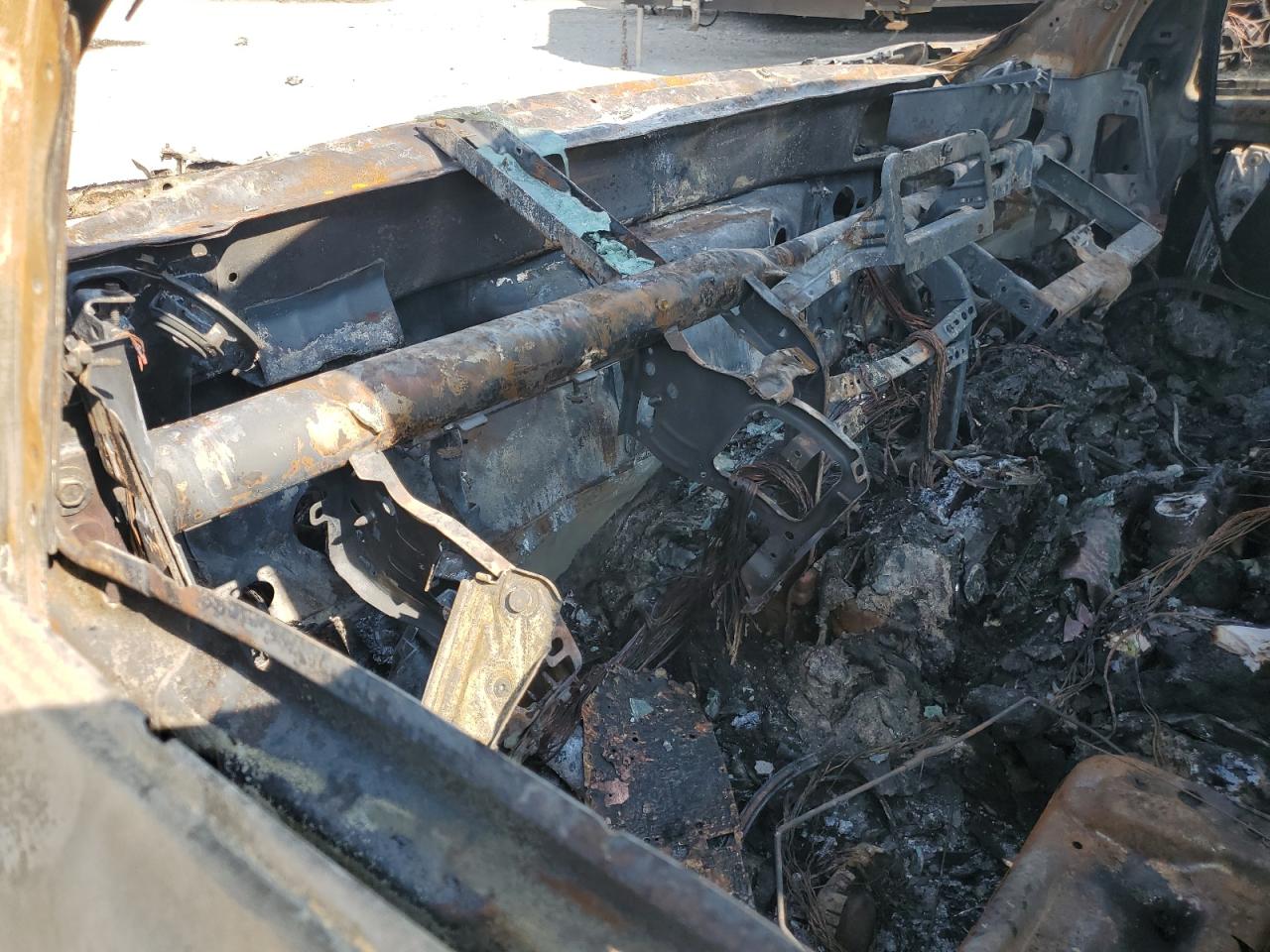2014 RAM 1500 VIN 1C6RR7LM9ES286101 Copart auction photo, burn damage thumbnail 9