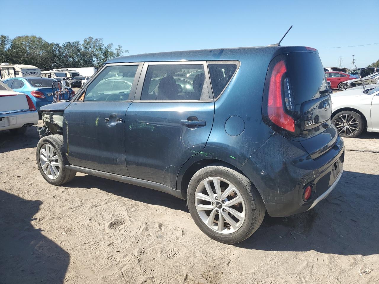 2018 KIA Soul VIN KNDJP3A51J7587815 Copart auction photo, front end / minor dent/scratches damage thumbnail 2