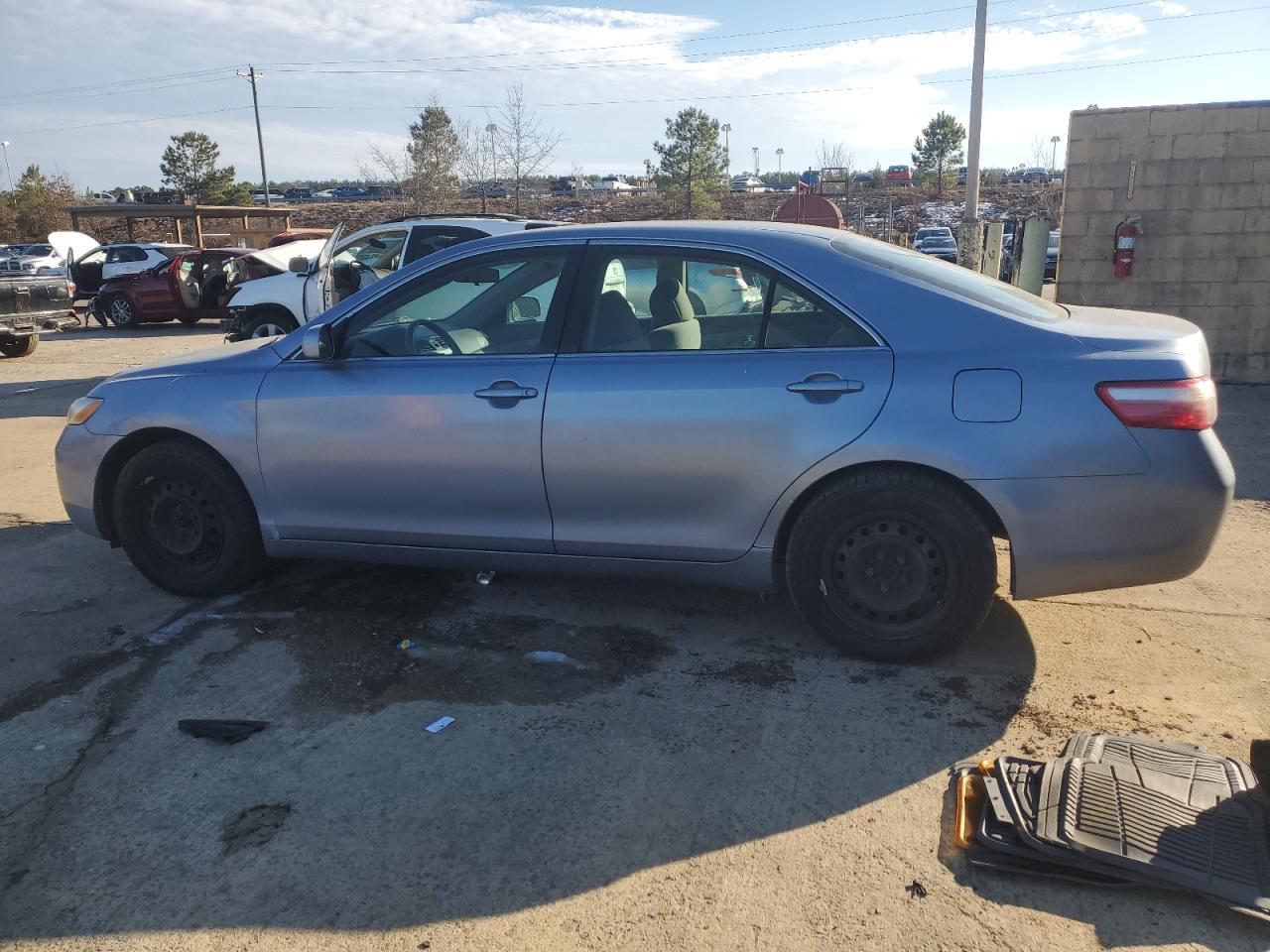 2007 Toyota Camry VIN 4T1BE46K27U590078 Copart auction photo, side damage thumbnail 2