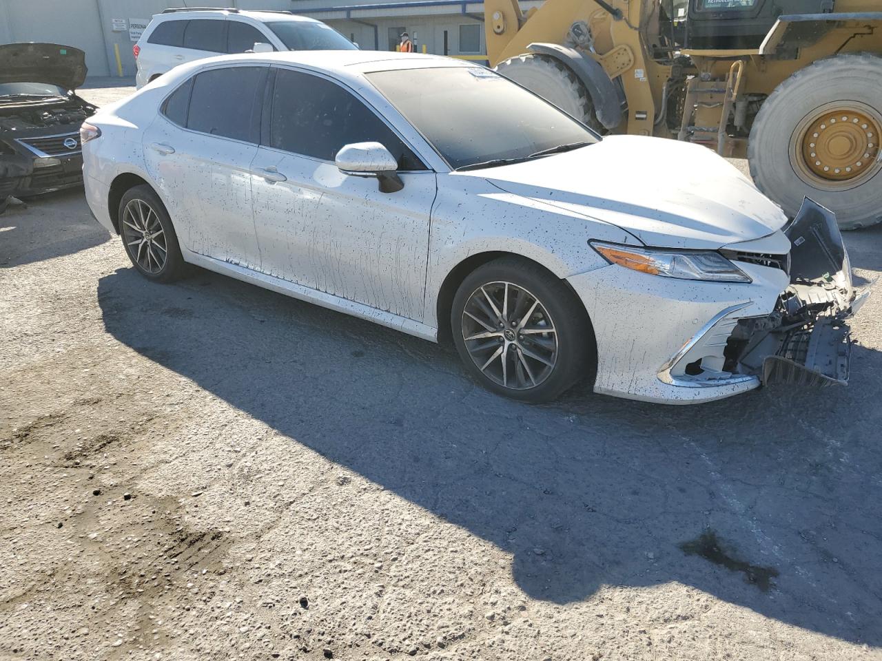 2023 Toyota Camry VIN 4T1F11AKXPU758066 Copart auction photo, front end damage thumbnail 4