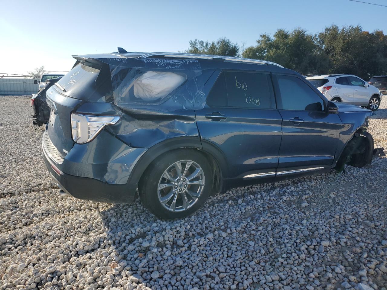 2020 Ford Explorer VIN 1FMSK7FHXLGA38853 Copart auction photo, all over damage thumbnail 3