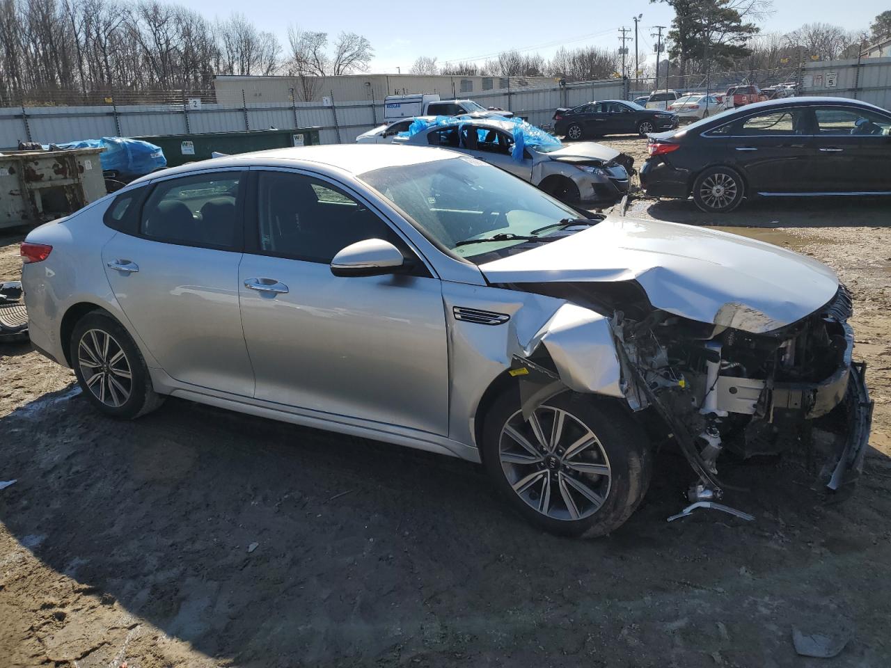 2019 KIA Optima VIN 5XXGT4L37KG376411 Copart auction photo, front end / rear end damage thumbnail 4