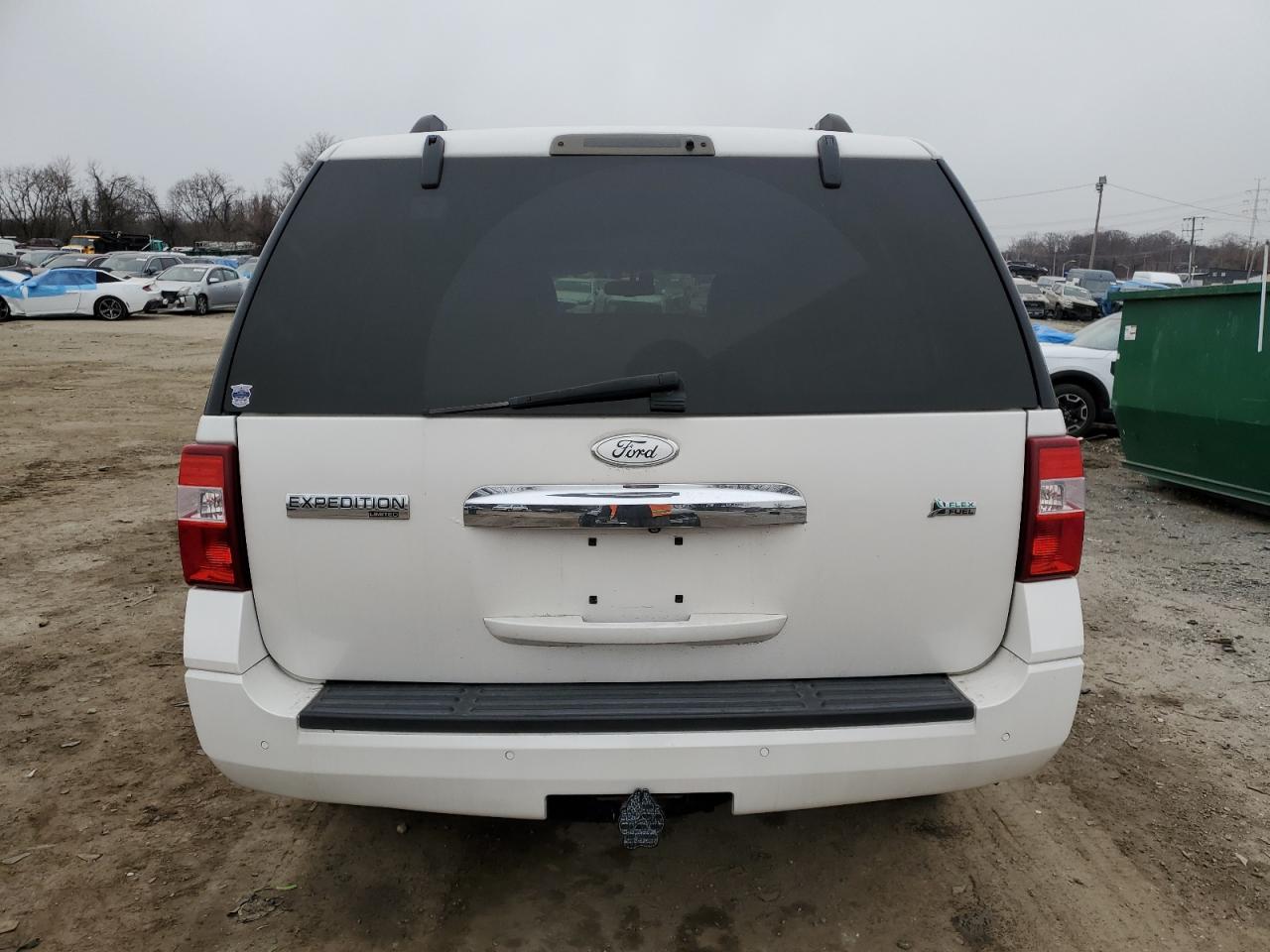 2012 Ford Expedition VIN 1FMJU2A57CEF44996 Copart auction photo, front end / side damage thumbnail 6