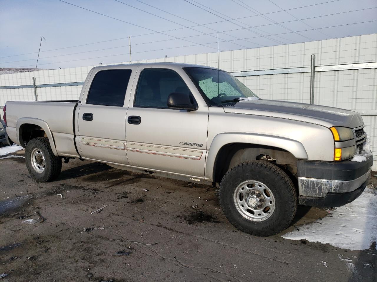 2006 Chevrolet Silverado VIN 1GCHC23U46F164247 Copart auction photo, vandalism / side damage thumbnail 4