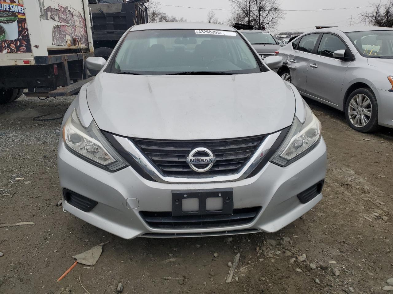 2016 Nissan Altima VIN 1N4AL3AP8GC198561 Copart auction photo, minor dent/scratches damage thumbnail 5