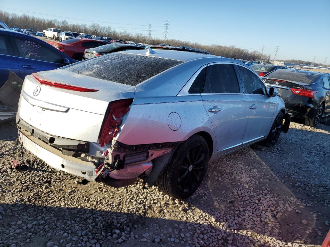 2013 Cadillac XTS VIN 2G61P5S33D9237701 Copart auction photo, front end / rear end damage thumbnail 3