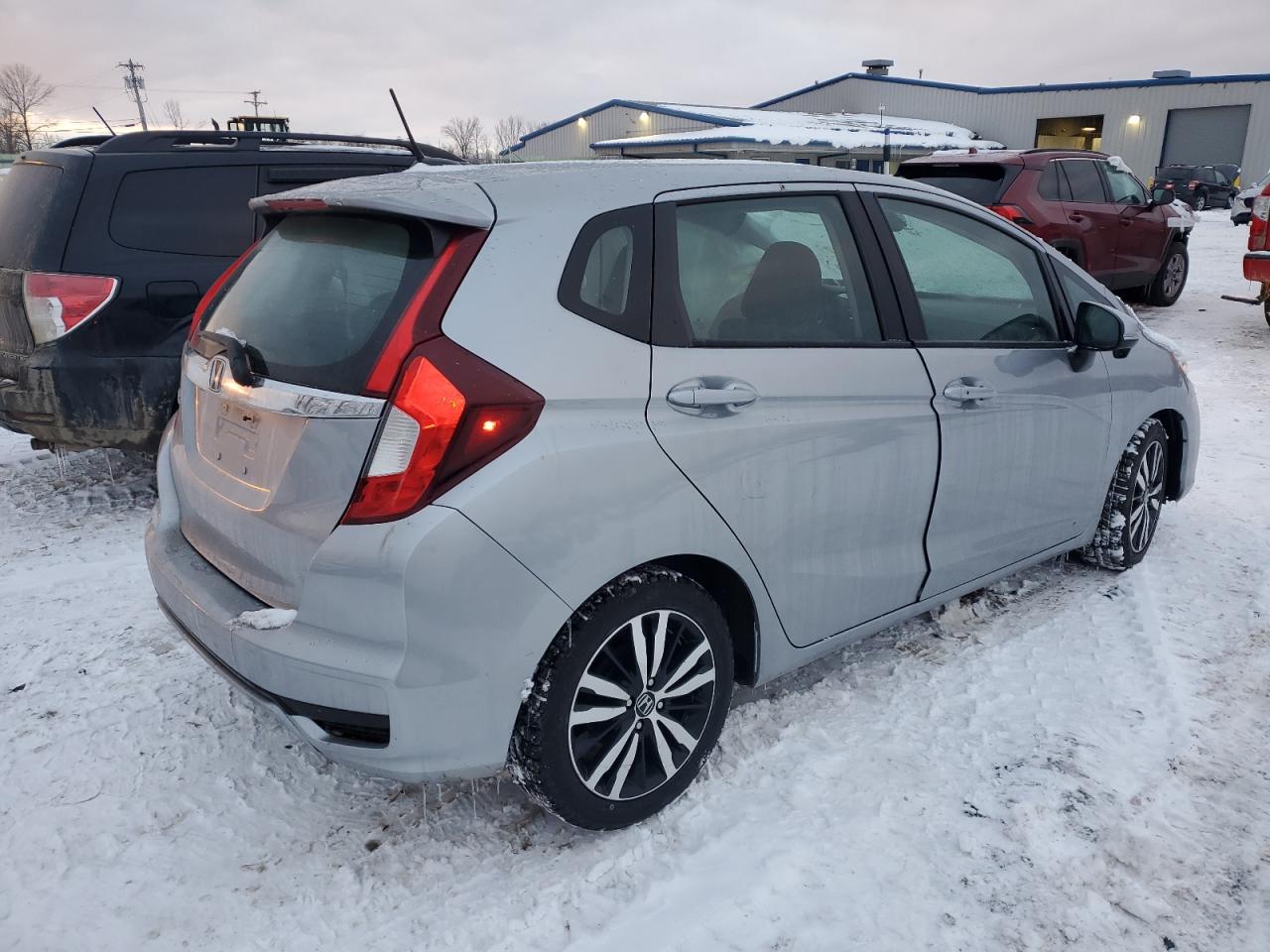 2018 Honda Fit VIN 3HGGK5H88JM718525 Copart auction photo, side / front end damage thumbnail 3