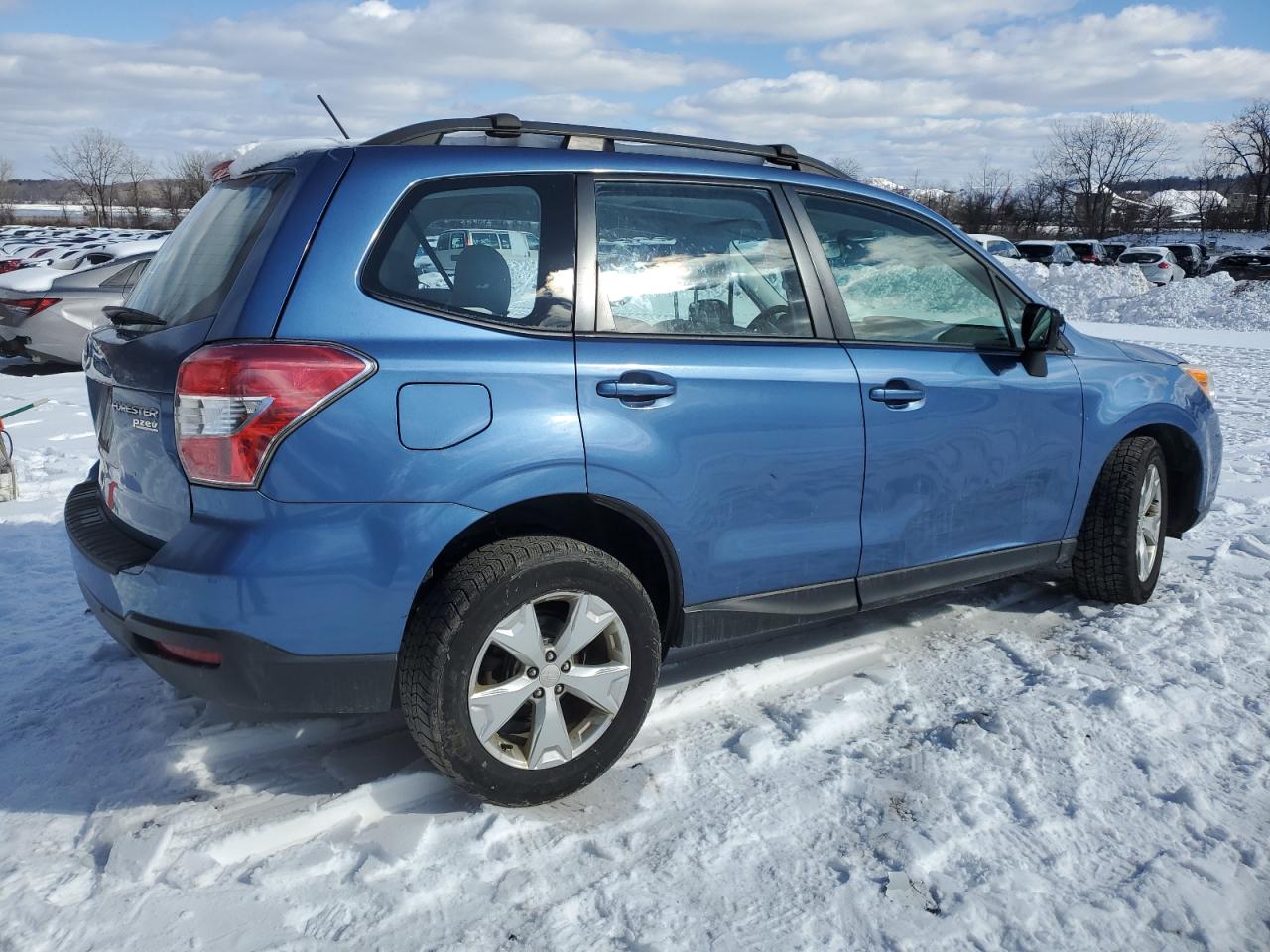 2015 Subaru Forester VIN JF2SJABC1FH511148 Copart auction photo, front end / side damage thumbnail 3