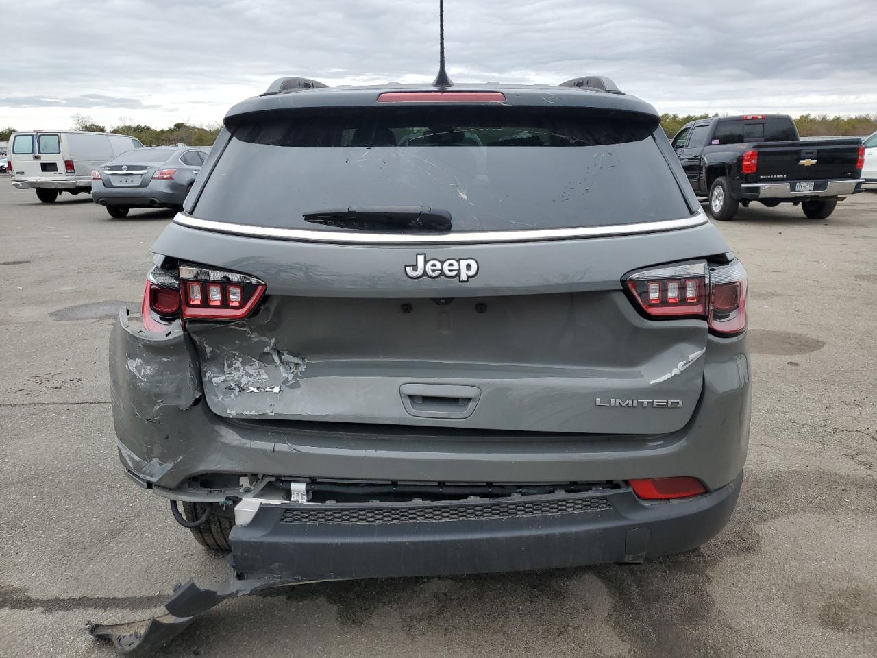 2022 Jeep Compass VIN 3C4NJDCB9NT169032 Copart auction photo, rear end / minor dent/scratches damage thumbnail 6